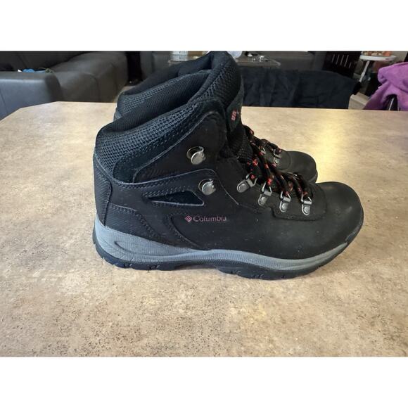 COLUMBIA NEWTON RIDGE LT WP WOMEN'S HIKING SHOES SIZE 7.5 NEW BL3783-010 - Picture 4 of 8